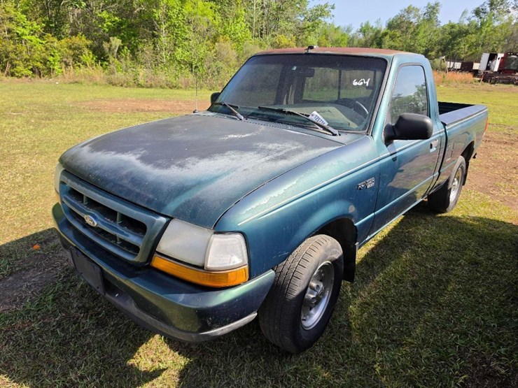 2000-ford-ranger-xlt-image-1