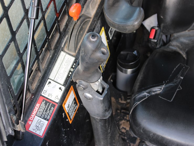 deere-ct322-image-49