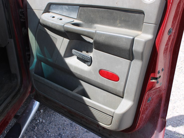 2007-dodge-ram-2500-image-21