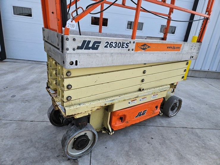 jlg-2630es-image-37