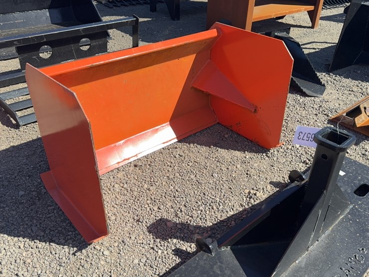 #1043-•-36"-dingo-snow-pusher-image-1