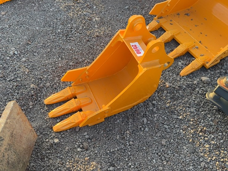 caterpillar-307-image-2