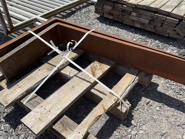 #6091-•-set-of-42"-pallet-forks-image-1