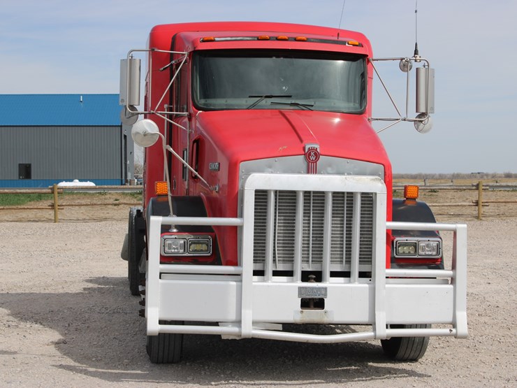 2004-kenworth-t800-image-4