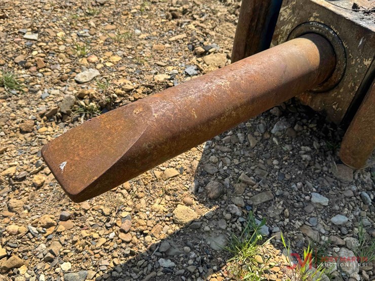 komatsu-pc210-image-6