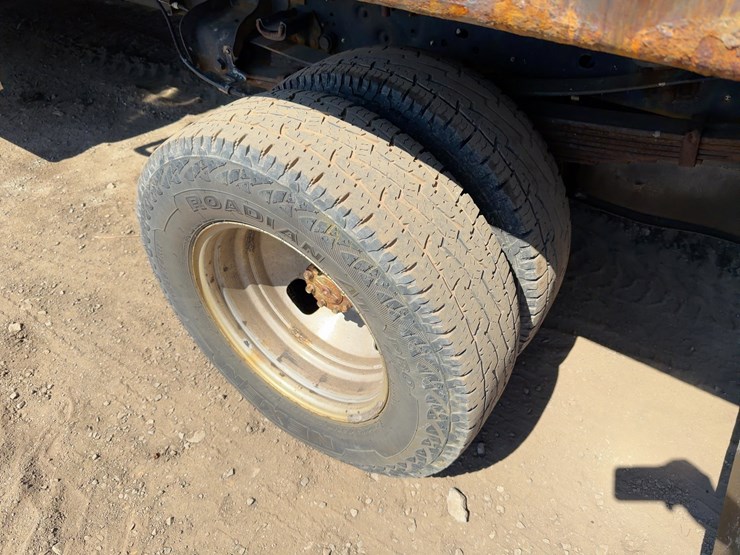 2014-ford-f350-xl-image-14