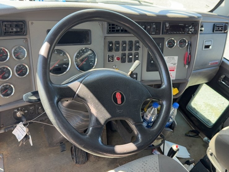 2015-kenworth-t370-image-20