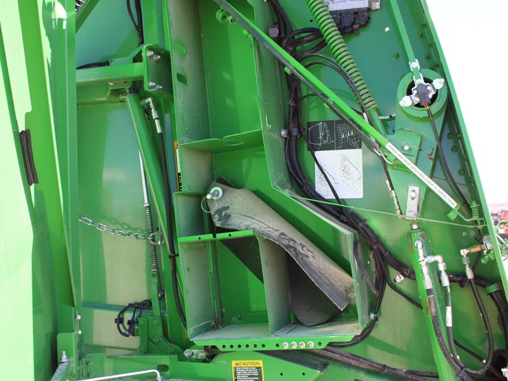 2022-john-deere-560r-image-54