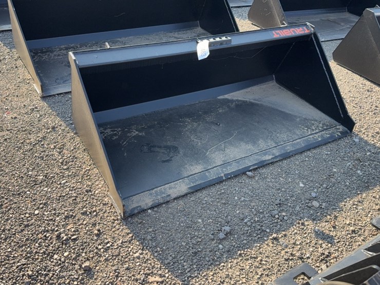 #2076-•-trubilt-60"-skid-steer-smooth-bucket-image-1