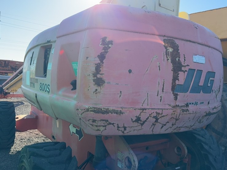 2002-jlg-800s-image-12
