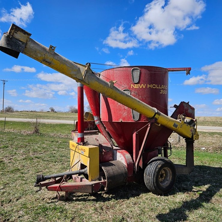 NEW HOLLAND 355