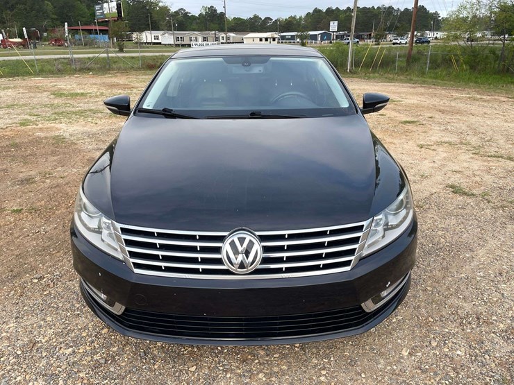 2014-volkswagen-cc-executive-4-door-sedan-(137,439-miles)-image-5