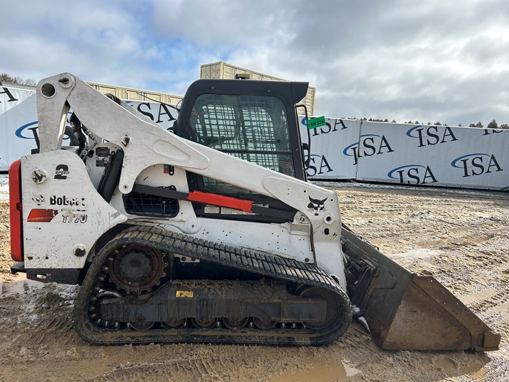 2022-bobcat-t770-image-6