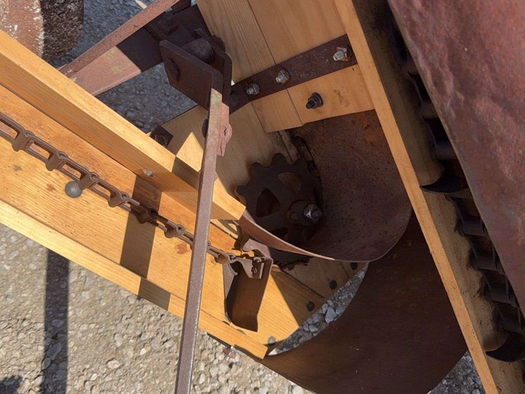 1926-john-deere-corn-picker-image-14