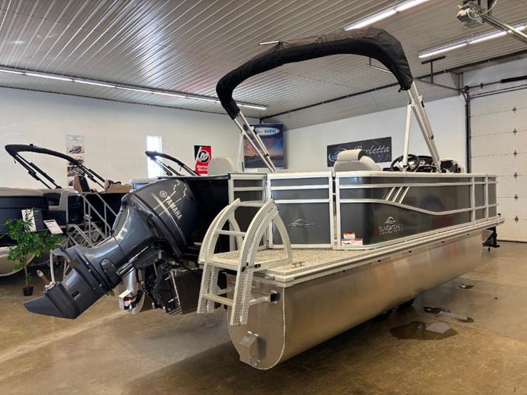 2025-g3-suncatcher-select-18f-pontoon-image-6