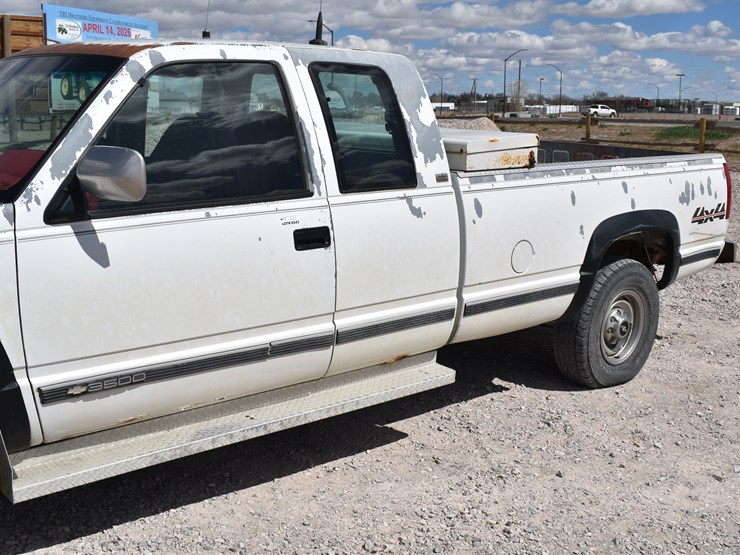 1993-chevrolet-silverado-3500-image-11