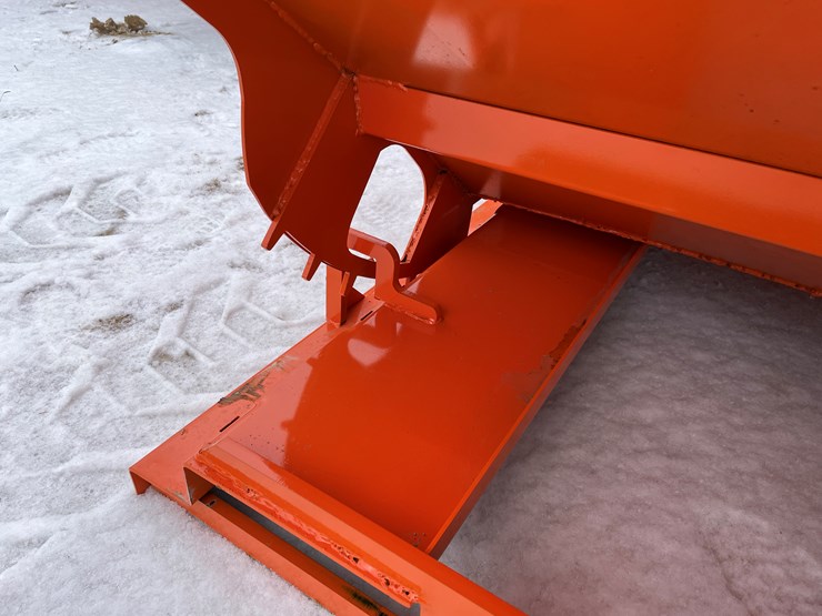 #2001-•-2-yard-self-dumping-hopper-image-11