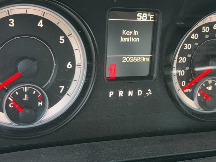 2014-dodge-1500-image-19