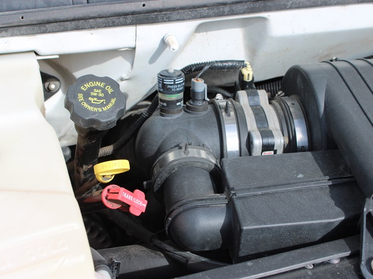 2001-chevrolet-express-3500-image-40