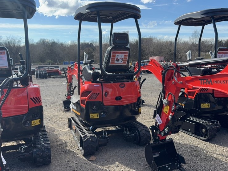 #1097-•-2025-tpm-22k-mini-excavator-image-17