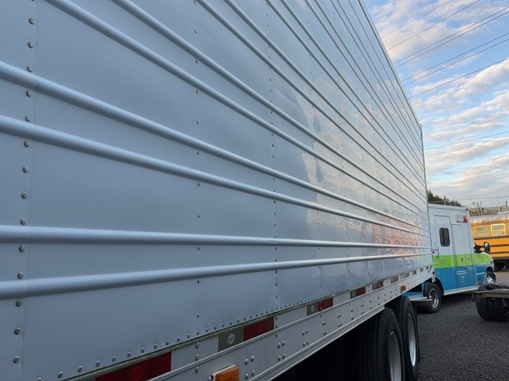 2011-utility-53'-reefer-image-9