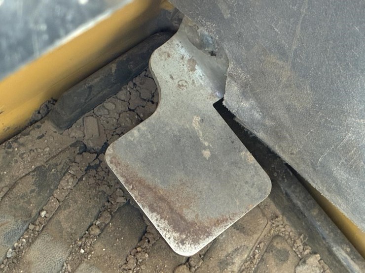 2018-yanmar-s220r-image-24