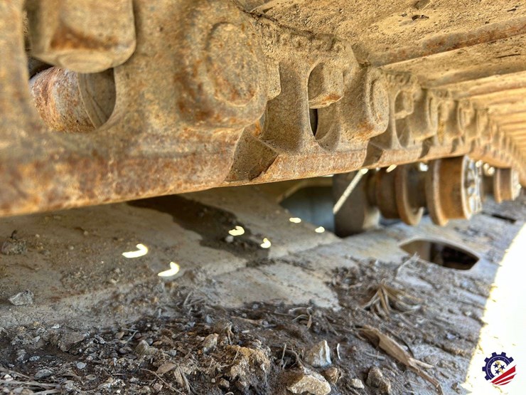 2018-volvo-ec220el-image-45