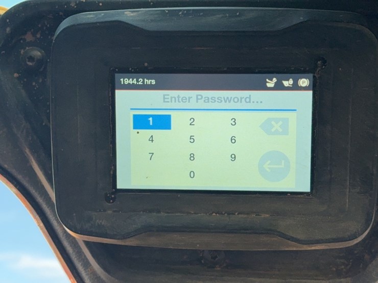 2020-bobcat-t64-image-14