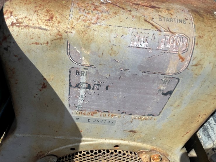 #4047-•-gas-powered-husky-air-compressor-image-7