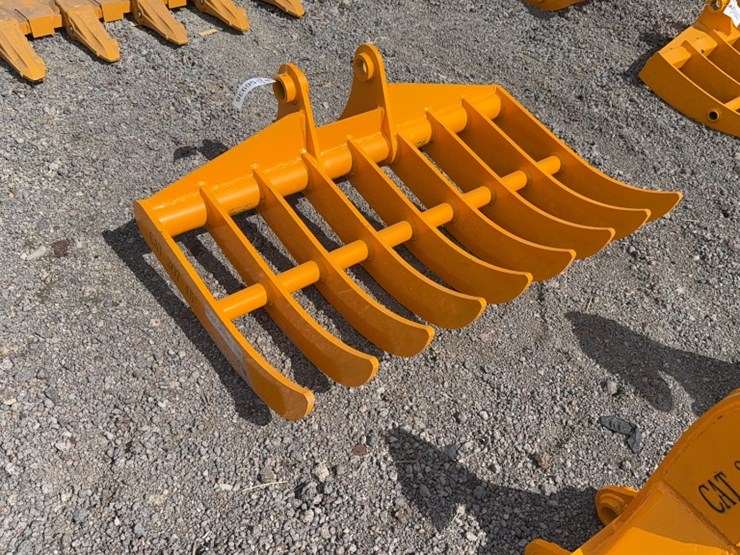 caterpillar-307-image-1