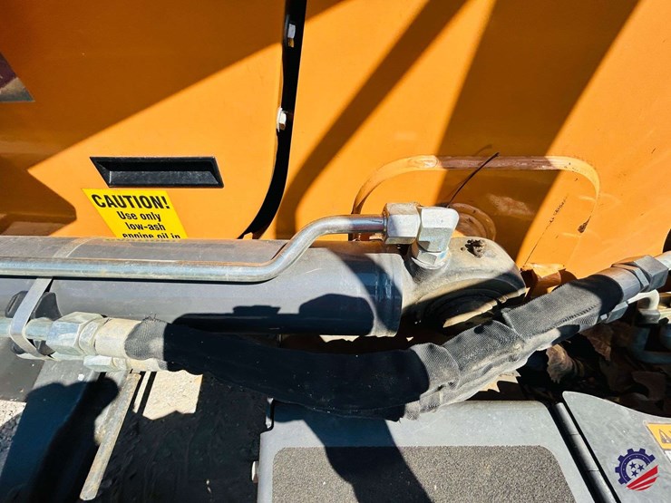 2021-case-580n-image-39