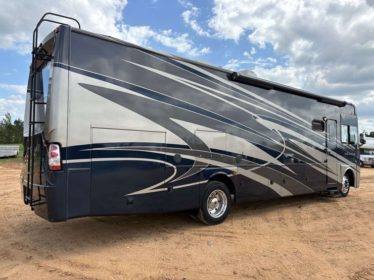 2014-ford-f-53-motorhome-image-4