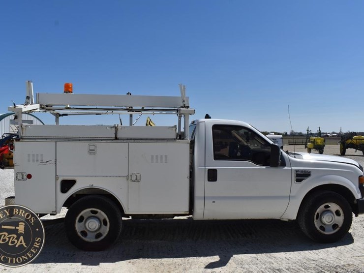 2008-ford-f350-image-12