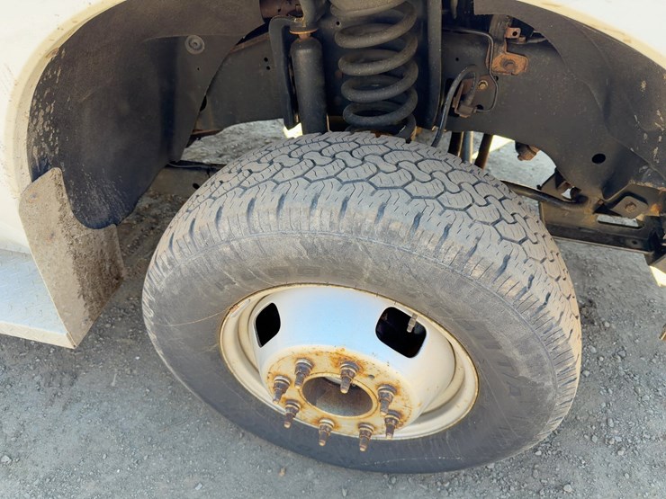 2014-ford-f350-xl-image-12