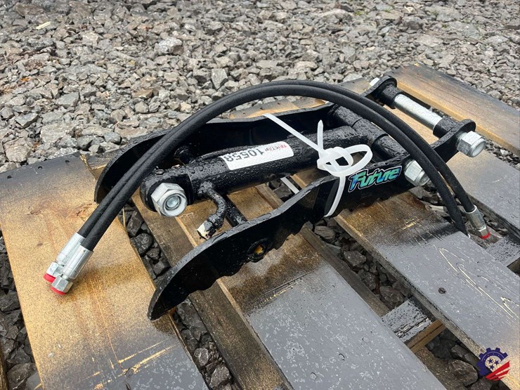 new-2025-future-mini-excavator-hydraulic-thumb-w/-cylinder-image-5