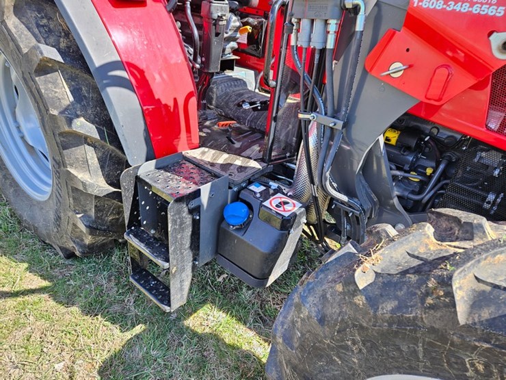 massey-ferguson-4710-image-47