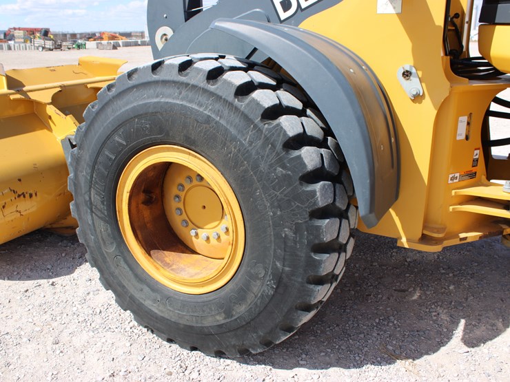 2021-deere-524p-image-26