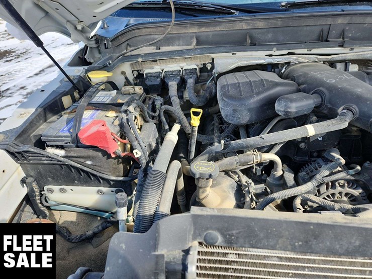 2015-ford-f550-image-28