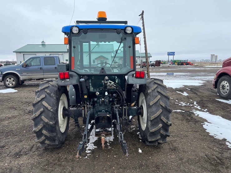 new-holland-tn70da-image-11