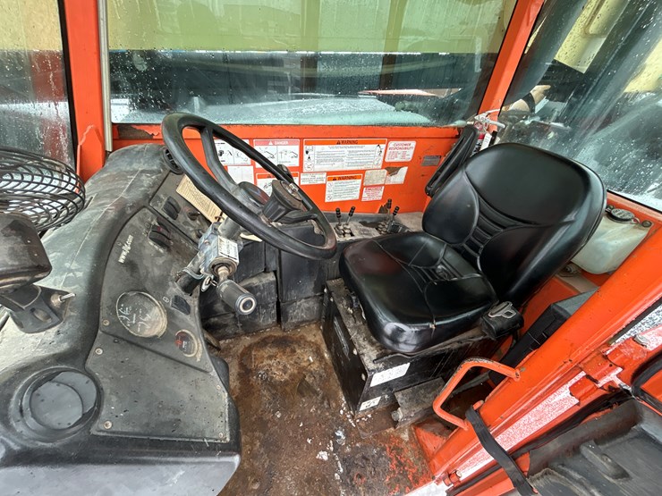 2006-jlg-g12-55a-image-62