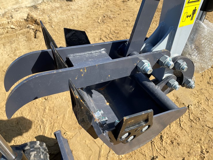 #1031-•-new-ats-me18-mini-excavator-image-26