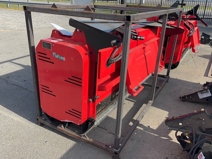 #6035-•-future-72"-skid-steer-drum-mulcher-image-4