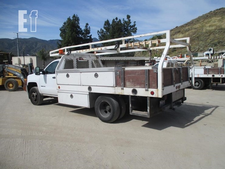 2017-chevrolet-3500hd-image-4