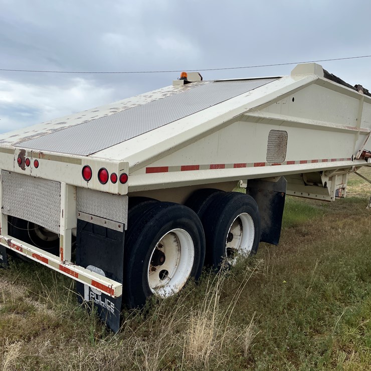 #4009 • 1999 Lang Fab Belly Dump Spreader (AZ Title)