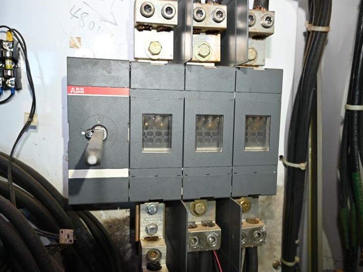 #141-•-motor-starters-image-7