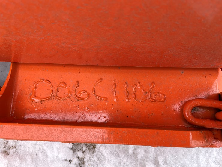 #2001-•-2-yard-self-dumping-hopper-image-16