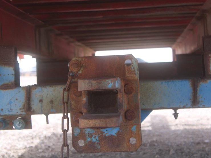 #1054-•-prairie-built-double-hopper-seed-tender-image-14