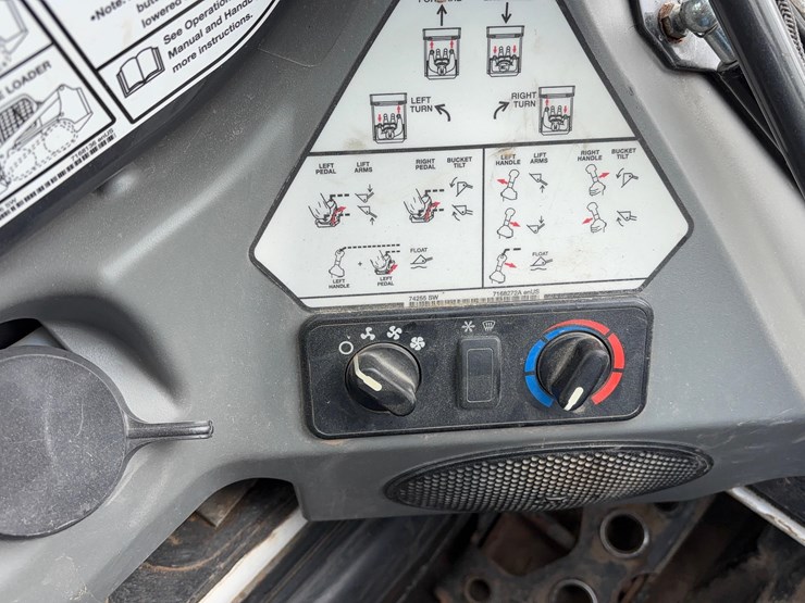 2016-bobcat-s530-image-12