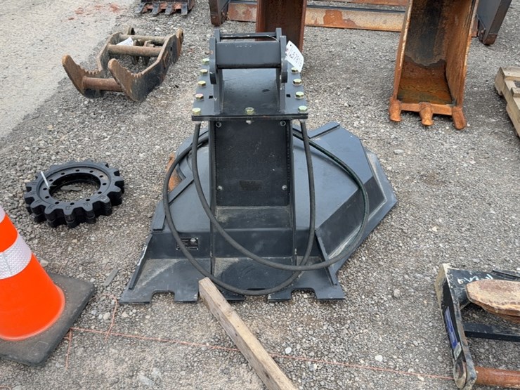 #2008-•-blue-diamond-36"-excavator-disc-mulcher-image-4