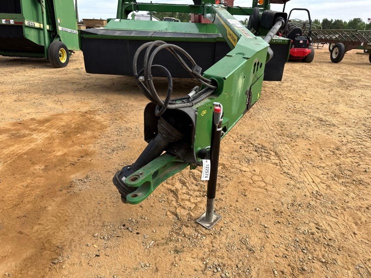 john-deere-10-image-13